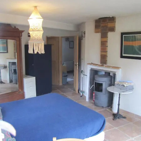 Appartement Entre Vignes Et Garrigue *